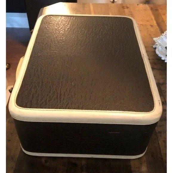 VINTAGE 1940's WARREN LEATHER TRAIN TRAVEL VANITY LUGGAGE CASE & SUPPLIES USA - Picture 6 of 11